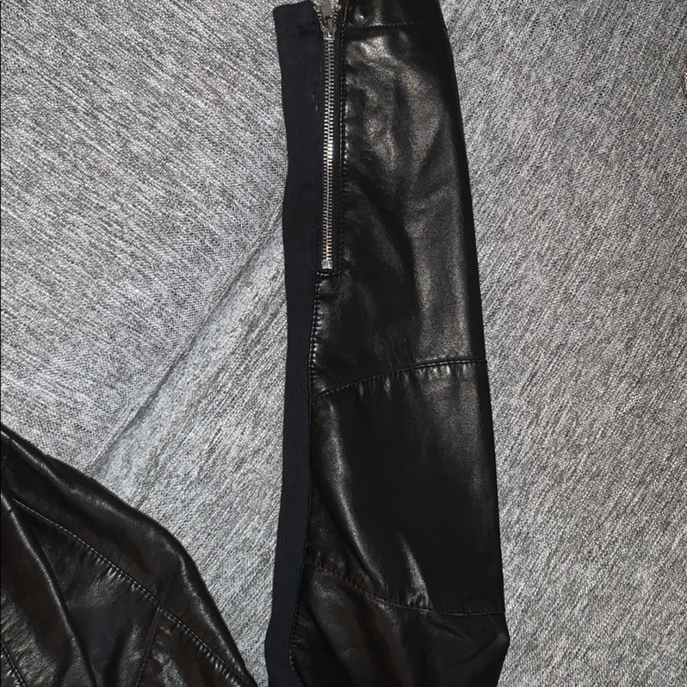 Lightweight black jacket - Picture 6 of 8